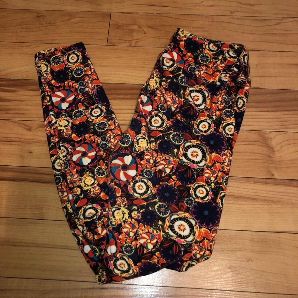 One Size Lula Roe leggings